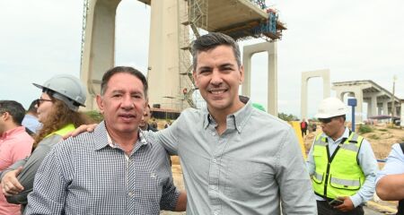 A ponte &eacute; considerada uma das principais obras de infraestrutura da regi&atilde;o por fazer parte da rota que ligar&aacute; Brasil, Paraguai, Argentina e Chile aos portos do norte chileno, no Oceano Pac&iacute;fico