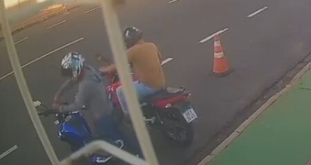 O crime durou poucos segundos; furtos como este est&atilde;o sendo comuns na Capital sul-mato-grossense 
