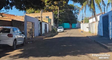 Ele revelou que estava sendo ameaçado por causa de dívida relacionada às drogas e foi aconselhado a deixar o bairro