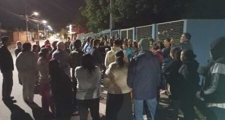 Comerciantes temem aumento de criminalidade e pedem serviços de saúde e assistência social para o local