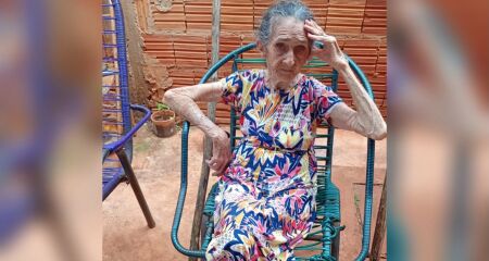 Maria Elena Vasconcelos depende integralmente do benefício e, além disso, precisa comprar remédios