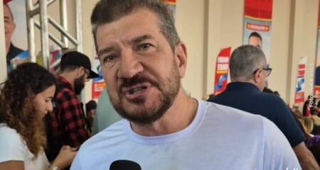 Deputado estadual cita candidaturas de Fábio Trad e Vander Lobet, além de relembrar gestões anteriores do partido no Executivo estadual