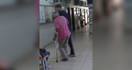 Atitude simples chamou a aten&ccedil;&atilde;o de quem aguardava atendimento na unidade