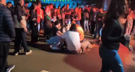 A vítima tentava atravessar a rua quando foi atingida pela motocicleta