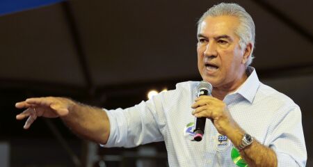 Segundo Azambuja, mais de 1,7 mil empresas fecharam as portas no país