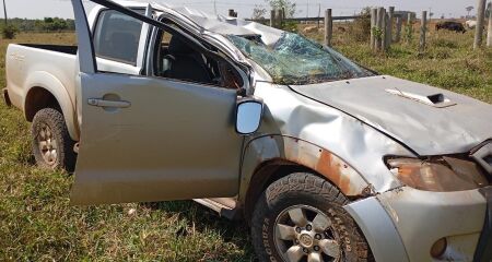 No ve&iacute;culo haviam duas pessoas, que n&atilde;o tiveram ferimentos pelo corpo