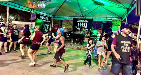Evnto terá entrada gratuita, vários DJs e muitos grupos de passinho