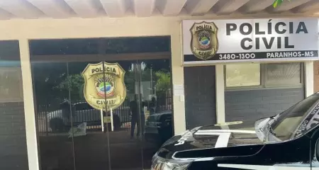 Adriana Barrios foi atingida com pelo menos cinco golpes de um fac&atilde;o sem cabo