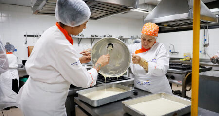 A&ccedil;&atilde;o re&uacute;ne Fecom&eacute;rcio MS, Sesc MS e Senac MS em uma homenagem que une educa&ccedil;&atilde;o profissional, gastronomia e compromisso com a cidade