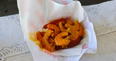 O abar&aacute; &eacute; de comer rezando... 