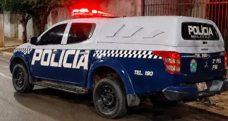 Policiais encontraram a vítima com lesões provocadas pelas agressões