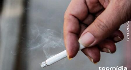 Pneumologista alerta para os efeitos da fumaça e das substâncias do cigarro, principalmente sobre crianças e idosos