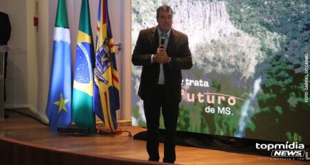 Riedel foi tido como centro de forças políticas