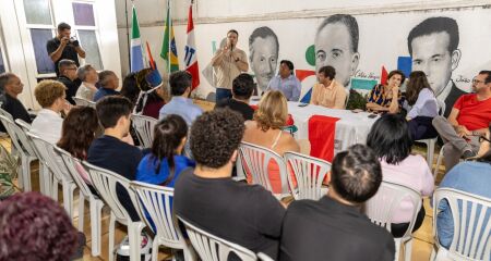 Além da candidatura ao governo estadual, o PDT também anunciou apoio às candidaturas de Soraya Thronicke (PSB) e Vander Loubet (PT) ao Senado Federal