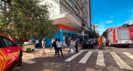 Desde ontem, funcion&aacute;rios estavam sentindo cheiro de fios queimados