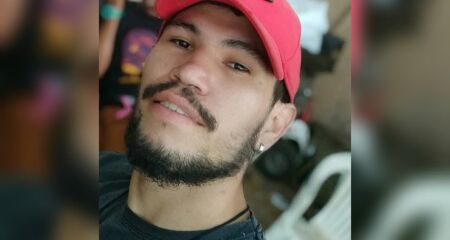 Rodrigo Larrea da Silva desapareceu há três semanas e família segue sem informações sobre o seu paradeiro
