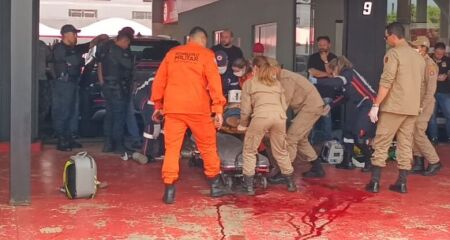 A vítima foi socorrida em estado grave
