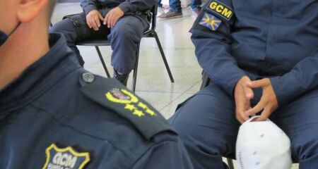 Cerca de 300 agentes serão contemplados com os novos fardamentos