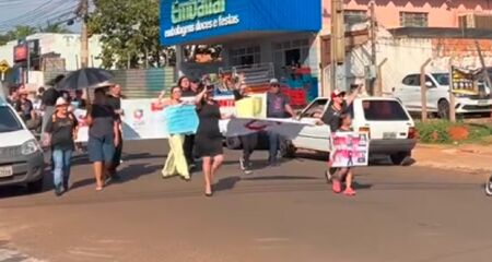 Ato foi realizado na Avenida Rachel de Queiroz
