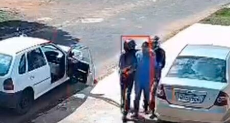 A v&iacute;tima ainda foi amea&ccedil;ada de morte pelos criminosos 