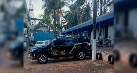 A movimentação chamou a atenção de quem passava pelo local