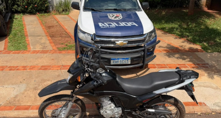 Motocicleta havia sido furtada neste domingo