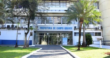 A prefeitura alegou que o atraso seria responsabilidade do banco