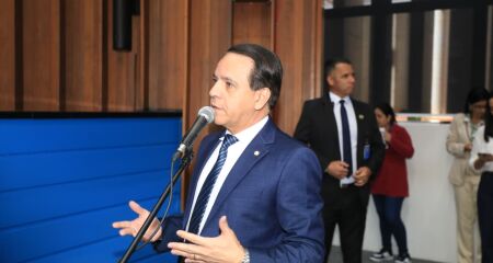 Proposta do deputado Coronel David (PL) determina que estabelecimentos informem consumidores sobre lei estadual que proíbe cláusulas de fidelização em contratos de serviços