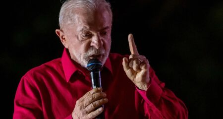 Lula chama medida de ''proteção à família'