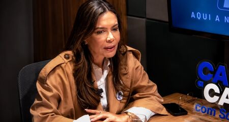 Patr&iacute;cia se emociona por trabalho na Mirim 