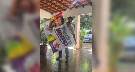 Petista diz que colega &eacute; que pediu carro