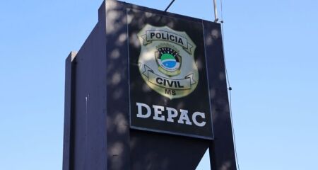 As agressões foram realizadas na quinta-feira e a cachorra morreu durante internação