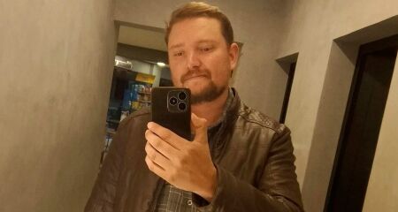 Carlos Henrique Mendes Júnior foi lembrando como um amigo querido e muito próximo à família