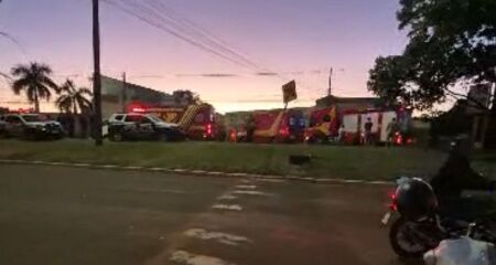 Equipes do Corpo de Bombeiros foram acionadas, junto com a Pol&iacute;cia Militar, para atender o caso, mas ao chegar a v&iacute;tima j&aacute; estava sem sinais vitais