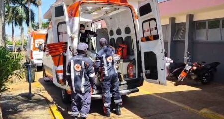 A v&iacute;tima foi socorrida em estado grave e levada para o Hospital da Vida 