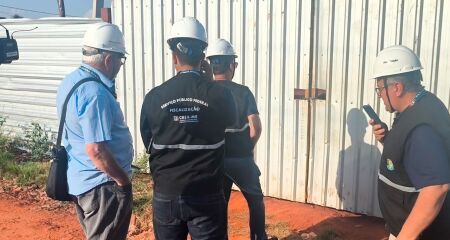 A equipe chegou ao local para acompanhar o trabalho da Polícia Civil e Perícia Técnica