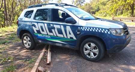 A vítima foi encontrada por um morador da região, que entrou na mata para procurar raízes utilizadas na produção de medicamentos