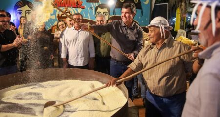 A estratégia busca fazer com que mais municípios participem da cadeia econômica do turismo, com geração de empregos, atração de investimentos e valorização da cultura local