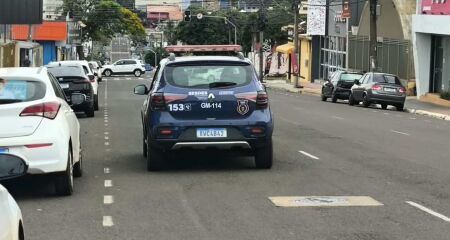Suspeito foi abordado pela Guarda Municipal ap&oacute;s ser visto mexendo em ve&iacute;culo estacionado