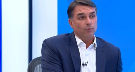 Declaração do candidato à presidência Flávio Bolsonaro foi dada nesta sexta-feira (16/10) durante sabatina da TV Globo
