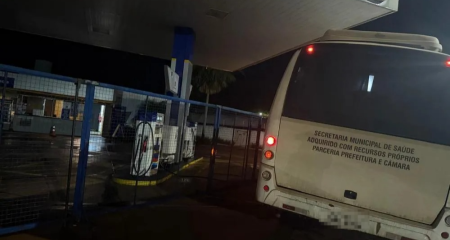 Pacientes precisaram encontrar alternativas particulares para chegarem em casa