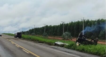 Polícia Rodoviária Federal acompanhando se há mais feridos