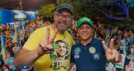 Ao lado do deputado federal Marcos Pollon (PL), o parlamentar afirmou que considera a mudança no governo federal uma das principais missões do grupo e citou apoio a Flávio Bolsonaro