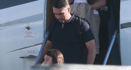 Flávio se diz presidente eleito