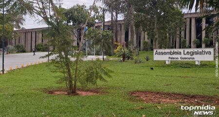 Republicanos dobra a bancada estadual com deputados rec&eacute;m-filiados, e Antonio Vaz, &uacute;nico nome da igreja na Casa, fica na supl&ecirc;ncia por 415 votos