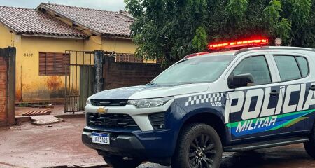 A vítima acordou com o homem sobre si e foi ameaçada de morte com um facão
