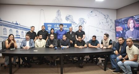 Papy anuncia abertura de CPI