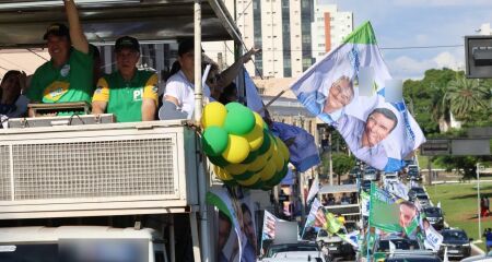 Candidato do PL reuniu cerca de mil veículos em Maracaju e outros 2 mil na Capital no último dia antes da eleição