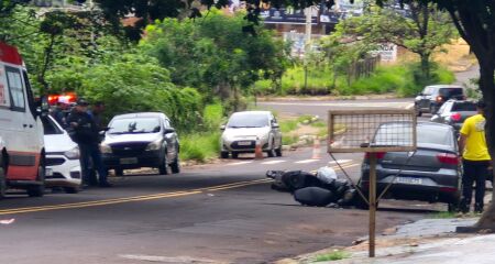 Condutora do carro prestou socorro para motociclista