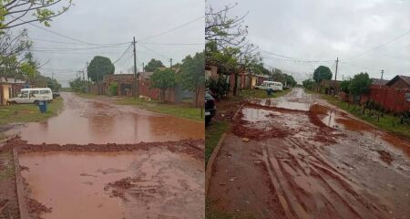 O volume acumulado tamb&eacute;m dificulta a passagem de ve&iacute;culos e pedestres pelo trecho